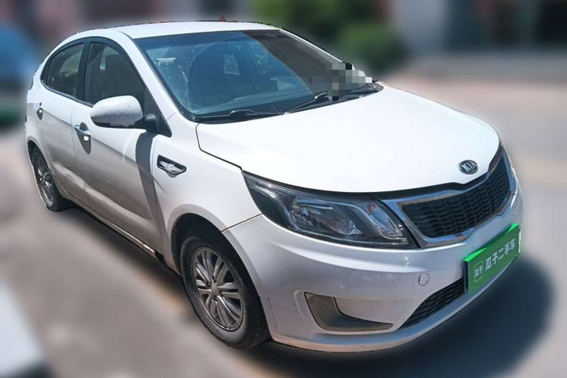 Used Kia K2 2012 Sedan 1.4L Automatic GLS Commemorative Edition Front Right 45 Deg