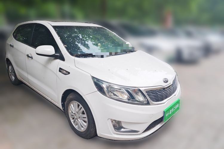 Used Kia K2 2012 Hatchback 1.4L Automatic Cool Edition Front Right 45 Deg