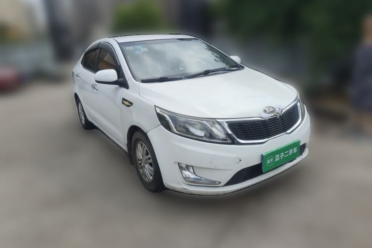 Used Kia K2 2012 Sedan 1.4L Automatic GLS Commemorative Edition Front Right 45 Deg