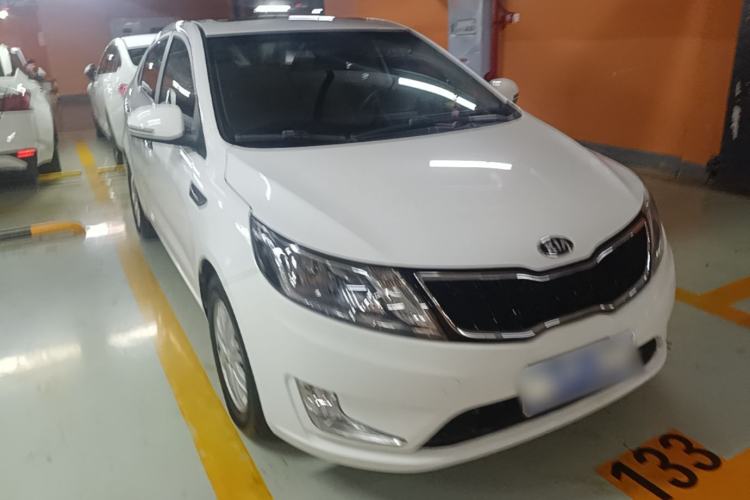 Used Kia K2 2012 Sedan 1.4L MT TOP Commemorative Edition Front Right 45 Deg