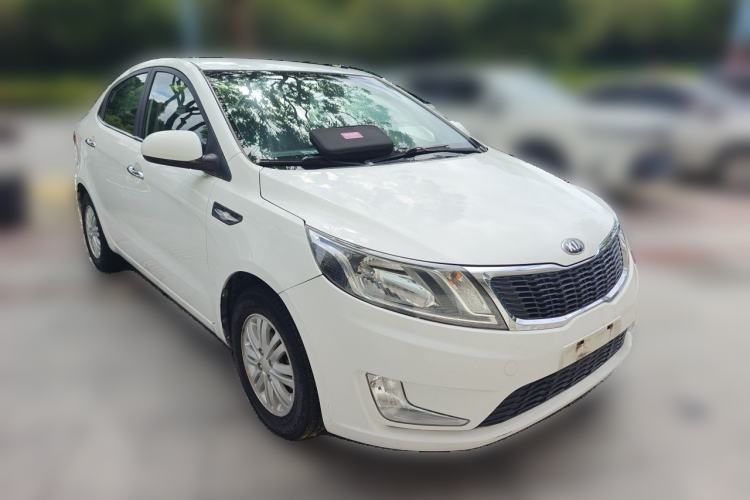 Used Kia K2 2012 Sedan 1.4L Automatic GLS Commemorative Edition Front Right 45 Deg