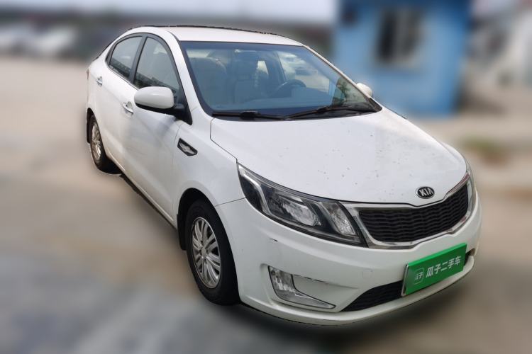 Used Kia K2 2012 Sedan 1.4L MT GLS Commemorative Edition Front Right 45 Deg