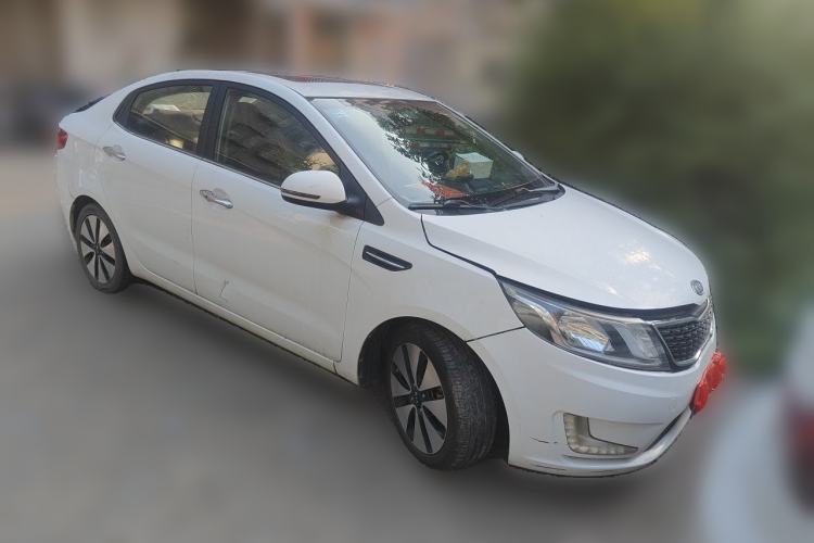 Used Kia K2 2012 Sedan 1.6L AT Premium ECO Front Right 45 Deg