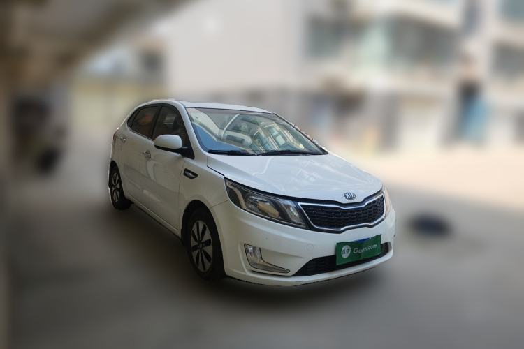 Used Kia K2 2012 Hatchback 1.4L MT Cool Edition Commemorative Model Front Right 45 Deg