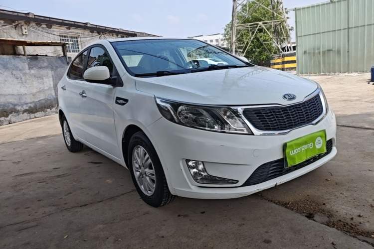 Used Kia K2 2012 Sedan 1.4L Automatic GLS Commemorative Edition Front Right 45 Deg