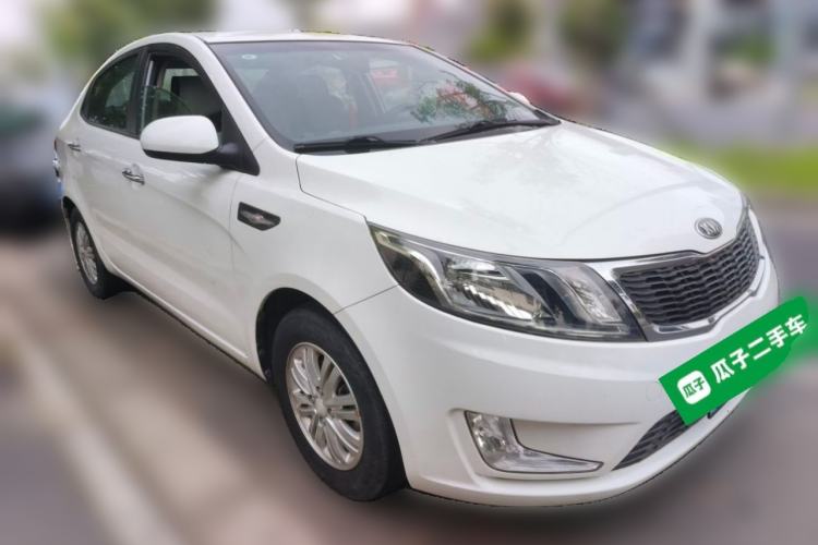 Used Kia K2 2012 Sedan 1.4L MT GLS Commemorative Edition Front Right 45 Deg