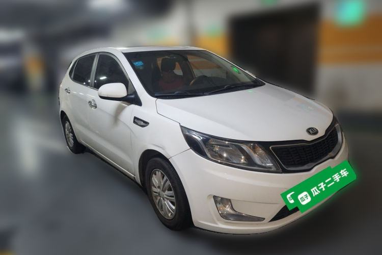 Used Kia K2 2012 Hatchback 1.4L Automatic Cool Edition Front Right 45 Deg