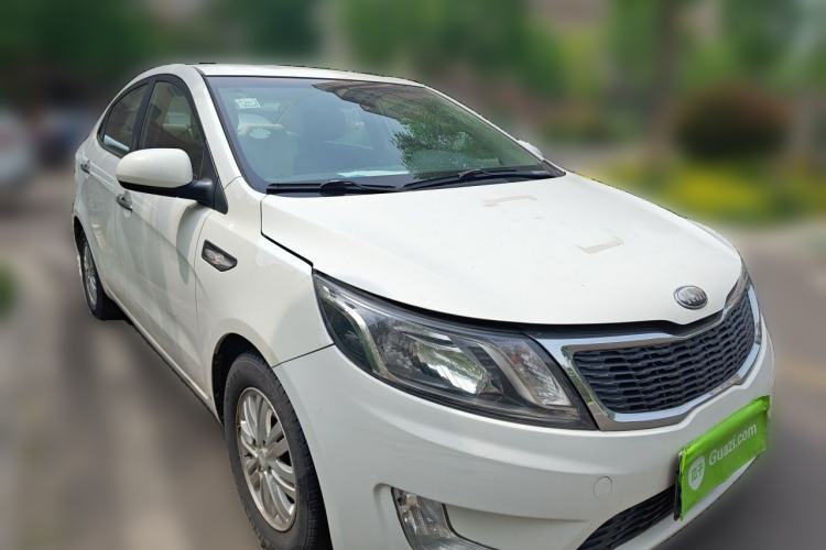 Used Kia K2 2012 Sedan 1.4L MT GLS Commemorative Edition Front Right 45 Deg