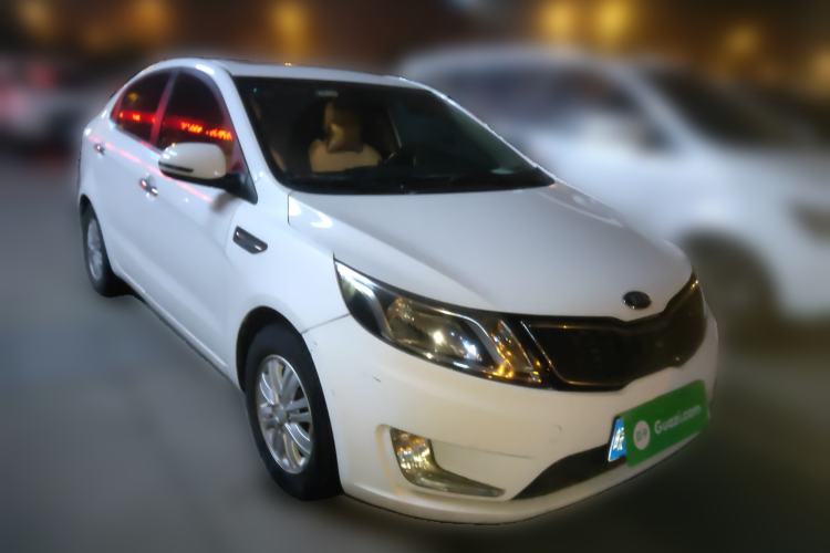 Used Kia K2 2012 Sedan 1.4L MT TOP Commemorative Edition Front Right 45 Deg