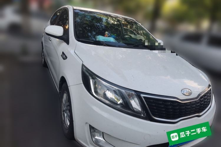 Used Kia K2 2012 Hatchback 1.4L Automatic Cool Edition Front Right 45 Deg
