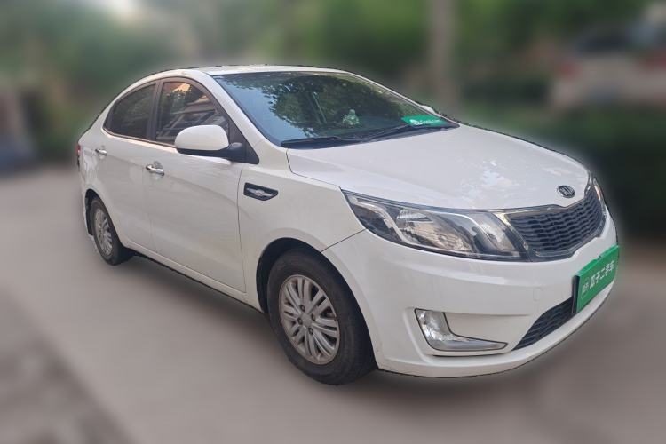 Used Kia K2 2012 Sedan 1.4L MT GLS Commemorative Edition Front Right 45 Deg