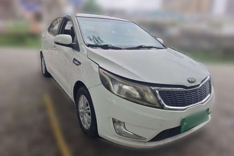 Used Kia K2 2012 Sedan 1.4L MT GLS Commemorative Edition Front Right 45 Deg