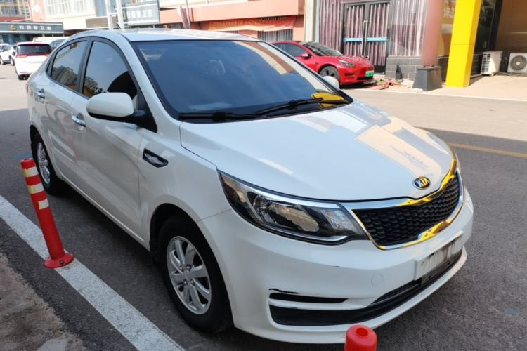 Used Kia K2 2012 Sedan 1.4L Automatic GLS Commemorative Edition Front Right 45 Deg