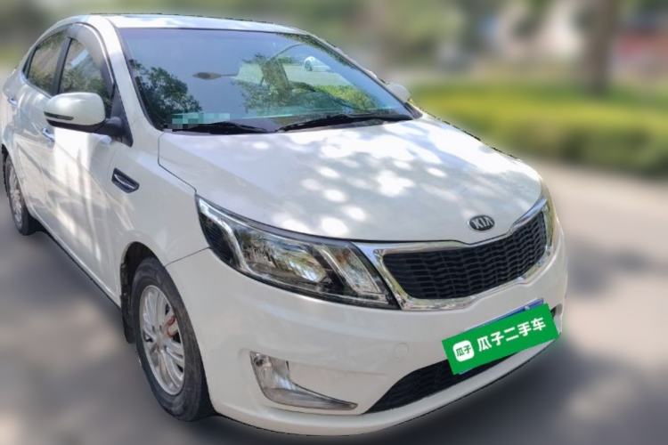 Used Kia K2 2012 Sedan 1.4L MT TOP Commemorative Edition Front Right 45 Deg