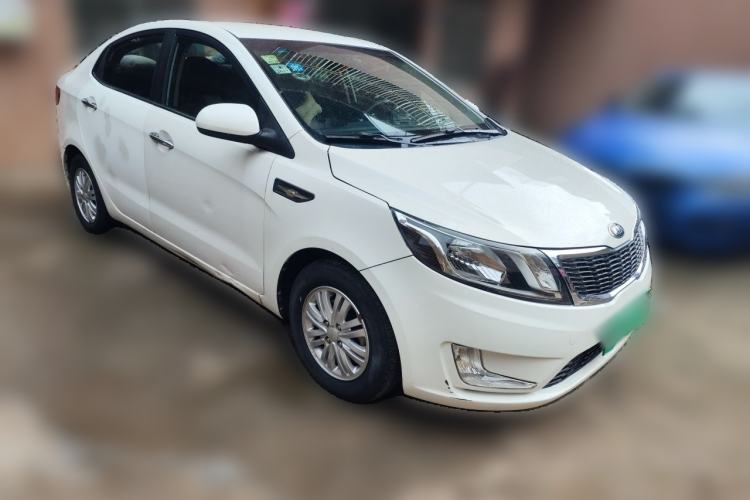 Used Kia K2 2012 Sedan 1.4L Automatic GLS Commemorative Edition Front Right 45 Deg