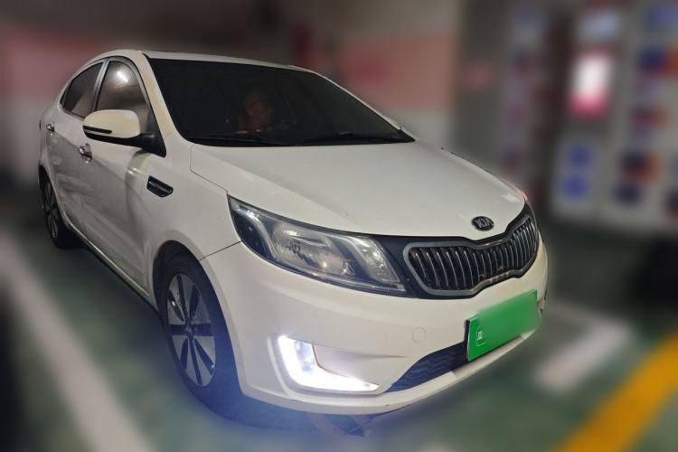 Used Kia K2 2012 Sedan 1.6L AT Premium ECO Front Right 45 Deg
