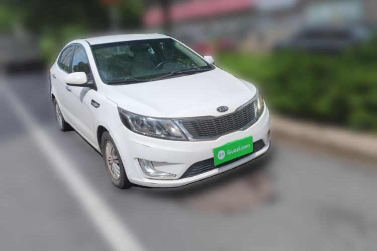 Used Kia K2 2012 Sedan 1.4L Automatic GLS Commemorative Edition Front Right 45 Deg