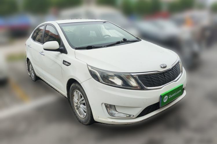 Used Kia K2 2012 Sedan 1.4L MT GLS Commemorative Edition Front Right 45 Deg