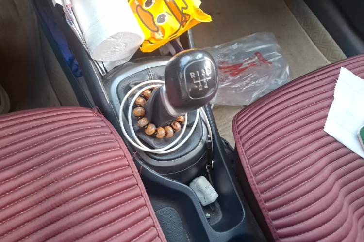 Used Kia K2 2012 Hatchback 1.4L MT Cool Edition Commemorative Model Gear Lever