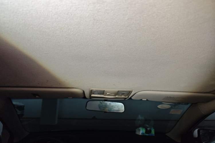 Used Kia K2 2012 Sedan 1.4L Automatic GLS Commemorative Edition Headliner