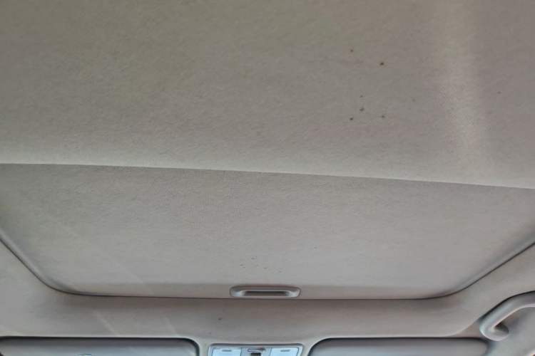 Used Kia K2 2012 Sedan 1.6L Automatic Transmission Premium Commemorative Edition Headliner