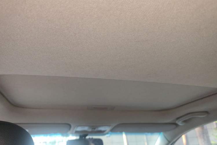 Used Kia K2 2012 Hatchback 1.4L Automatic Cool Edition Headliner
