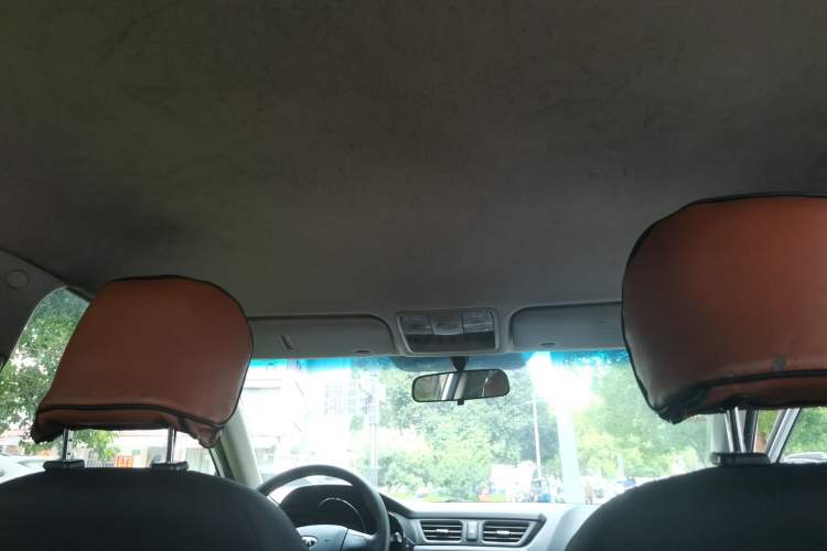 Used Kia K2 2012 Sedan 1.4L MT GLS Commemorative Edition Headliner