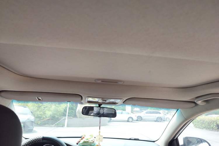 Used Kia K2 2012 Hatchback 1.6L AT Premium Headliner