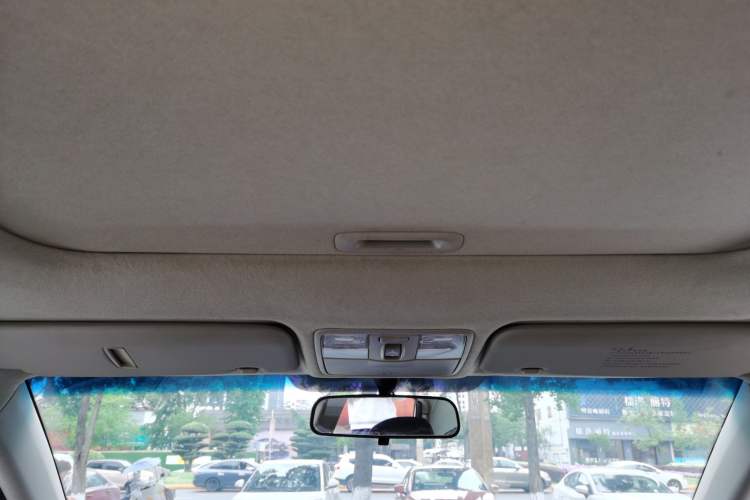 Used Kia K2 2012 Sedan 1.6L AT Premium ECO Headliner