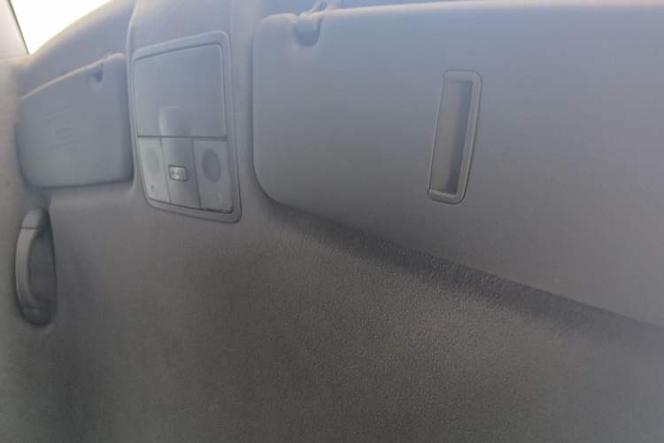 Used Kia K2 2012 Sedan 1.4L Automatic GLS Commemorative Edition Headliner