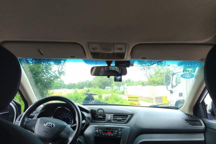 Used Kia K2 2012 Sedan 1.4L MT GLS Commemorative Edition Headliner
