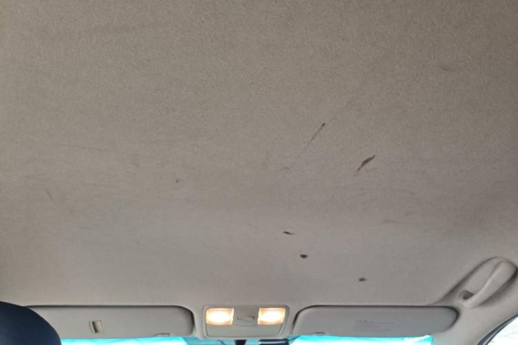 Used Kia K2 2012 Sedan 1.4L Automatic GLS Commemorative Edition Headliner