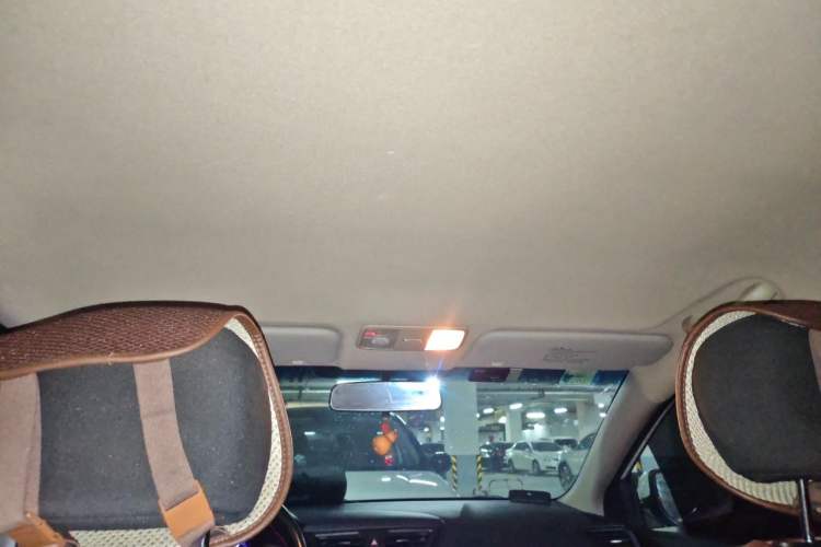 Used Kia K2 2012 Sedan 1.4L MT TOP Commemorative Edition Headliner