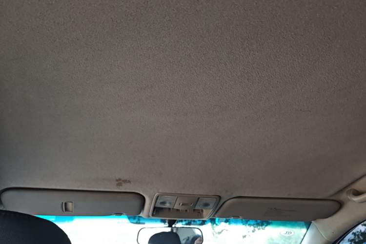 Used Kia K2 2012 Sedan 1.4L Automatic GLS Commemorative Edition Headliner