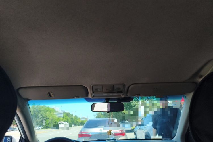 Used Kia K2 2012 Sedan 1.4L Automatic GLS Commemorative Edition Headliner