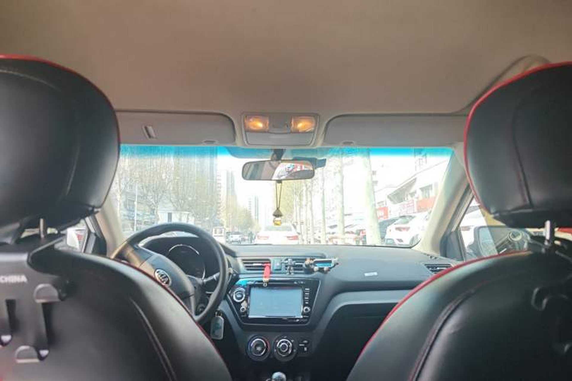Used Kia K2 2012 Sedan 1.4L MT GLS Commemorative Edition Headliner