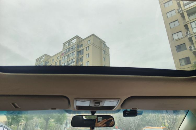 Used Kia K2 2012 Hatchback 1.4L Automatic Cool Edition Headliner