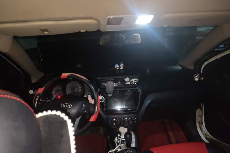 Used Kia K2 2012 Sedan 1.4L Automatic GLS Commemorative Edition Headliner