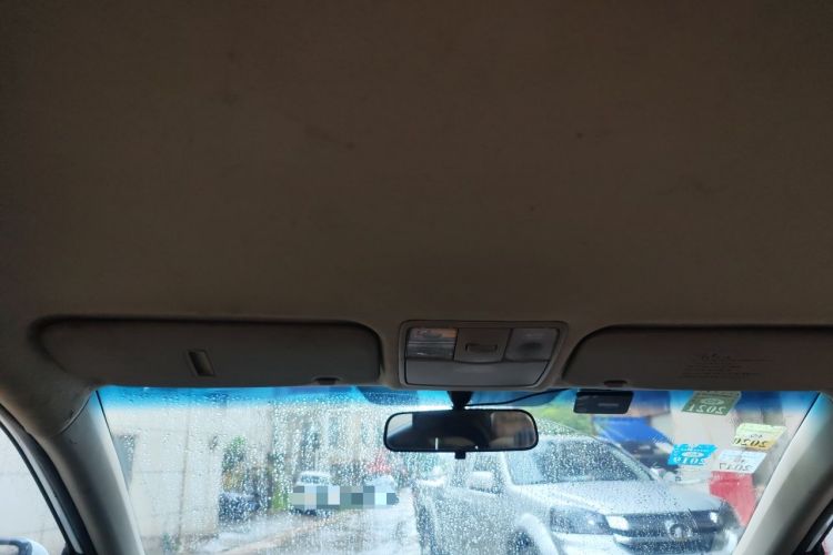 Used Kia K2 2012 Sedan 1.4L Automatic GLS Commemorative Edition Headliner