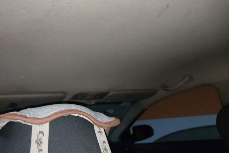 Used Kia K2 2012 Sedan 1.4L Automatic GLS Commemorative Edition Headliner