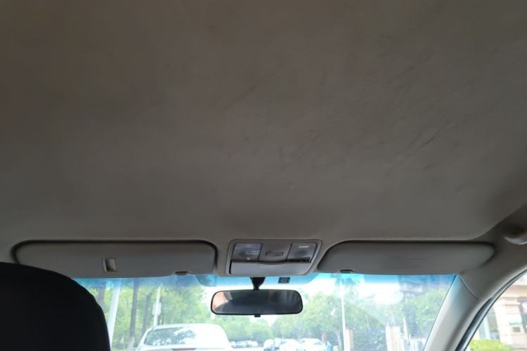 Used Kia K2 2012 Sedan 1.4L MT GLS Commemorative Edition Headliner