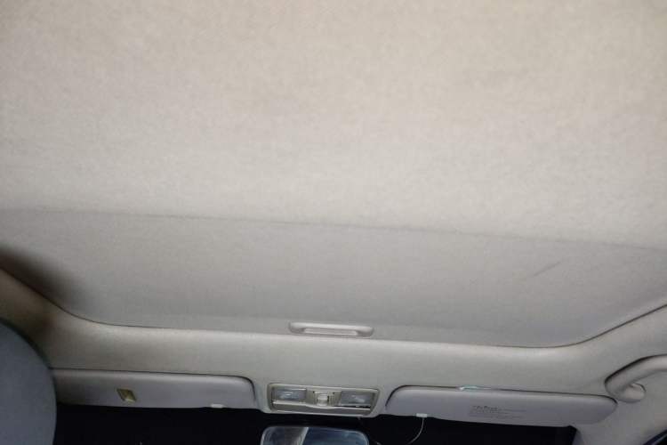 Used Kia K2 2012 Hatchback 1.4L Automatic Cool Edition Headliner