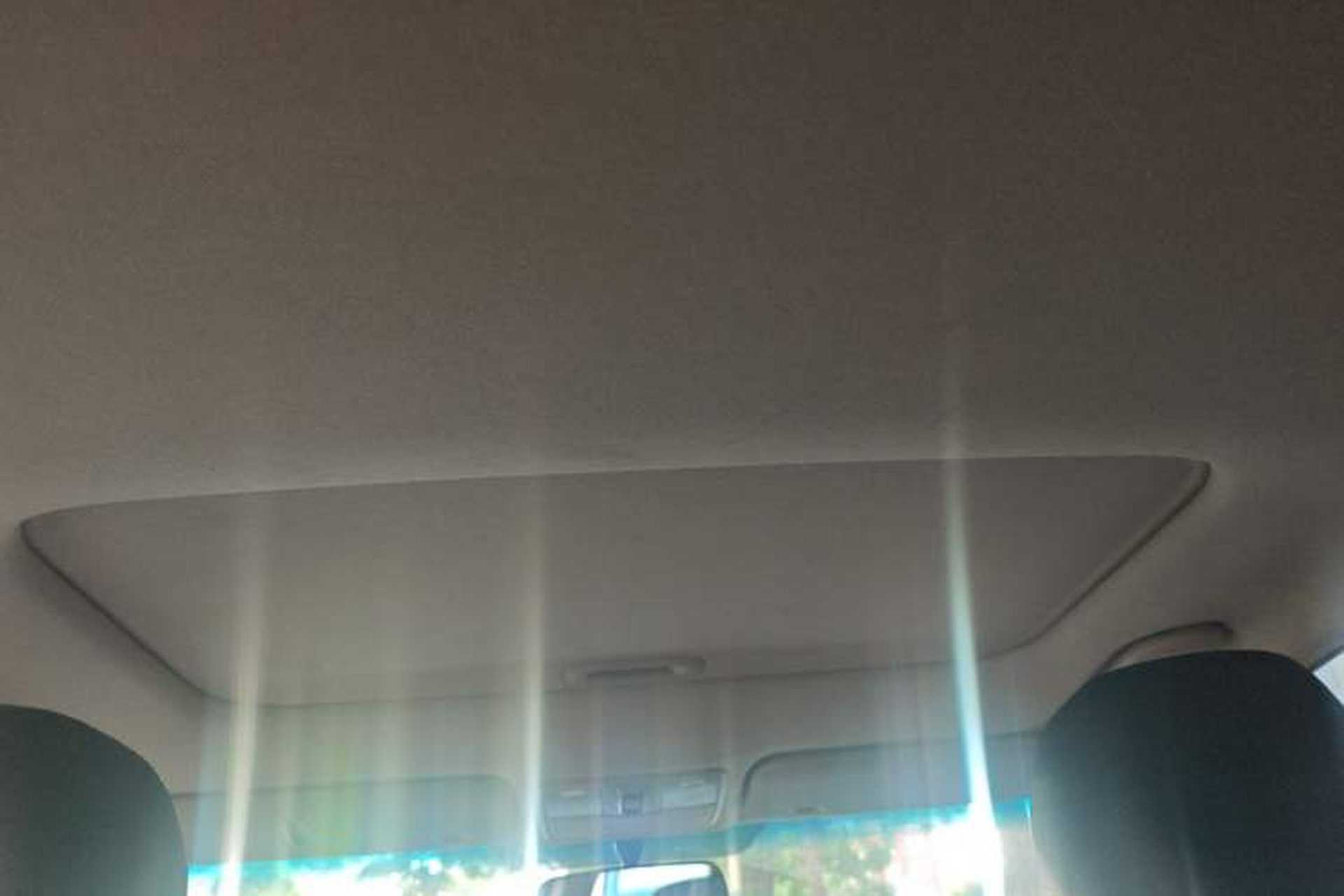 Used Kia K2 2012 Hatchback 1.4L MT Cool Edition Commemorative Model Headliner