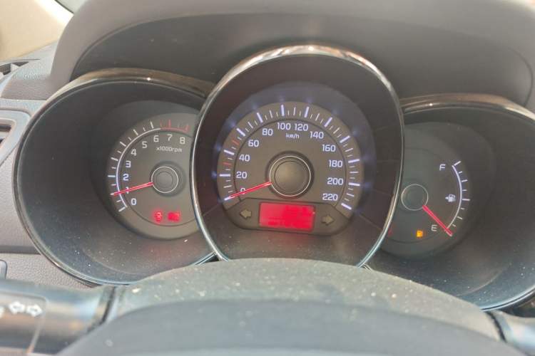 Used Kia K2 2012 Sedan 1.4L MT GLS Commemorative Edition Instrument Cluster