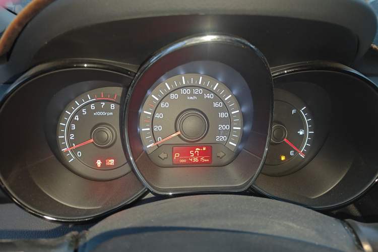 Used Kia K2 2012 Sedan 1.4L Automatic GLS Commemorative Edition Instrument Cluster