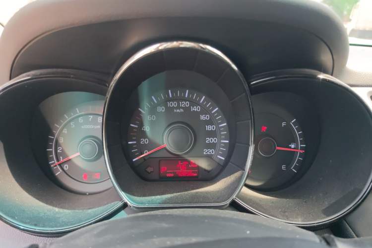 Used Kia K2 2012 Sedan 1.4L Automatic GLS Commemorative Edition Instrument Cluster
