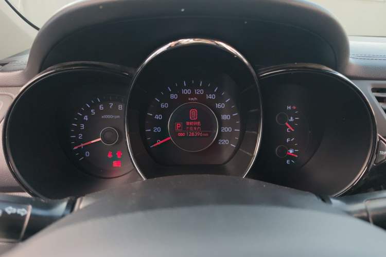 Used Kia K2 2012 Sedan 1.6L Automatic Transmission Premium Commemorative Edition Instrument Cluster