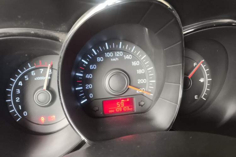 Used Kia K2 2012 Sedan 1.4L MT GLS Commemorative Edition Instrument Cluster