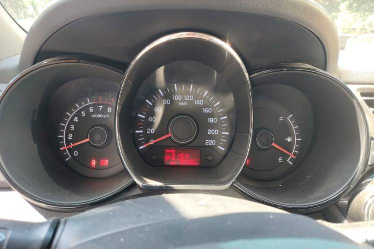 Used Kia K2 2012 Sedan 1.4L Automatic GLS Commemorative Edition Instrument Cluster