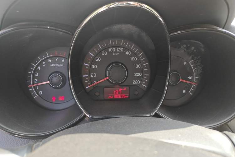 Used Kia K2 2012 Sedan 1.4L MT GLS Commemorative Edition Instrument Cluster